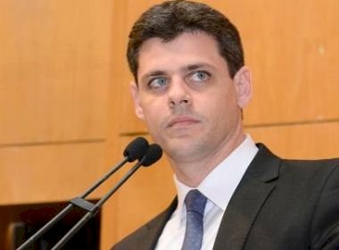 Funchal assume Tesouro, mantém equipe e prega continuidade de ajuste fiscal