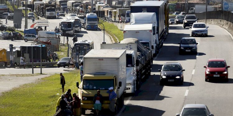 Linha de crédito lançada pela Caixa para caminhoneiros utiliza dados de plataforma na Bahia