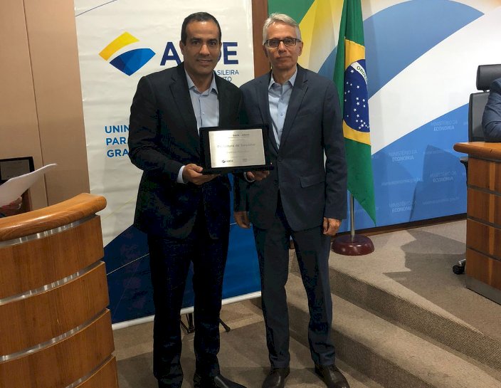 Salvador recebe prêmio nacional em boas práticas de captação de recursos internacionais