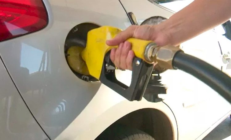 Petrobras reduz preço da gasolina pela segunda vez seguida a partir de sexta-feira.