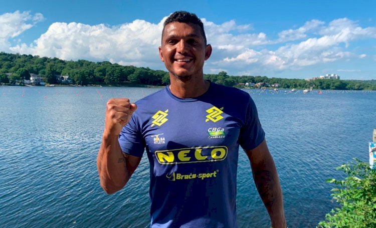 Isaquias Queiroz atropela e é campeão no Mundial de canoagem.