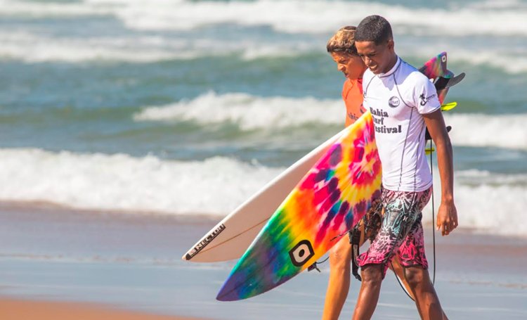 Circuito Baiano de Surf reuniu atletas e premiou vencedores em 11 categorias