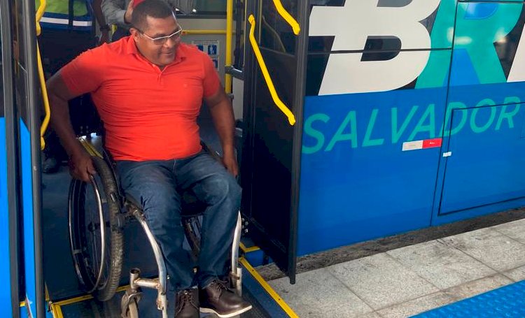 Semob convida pessoas com deficiência para conhecer o BRT