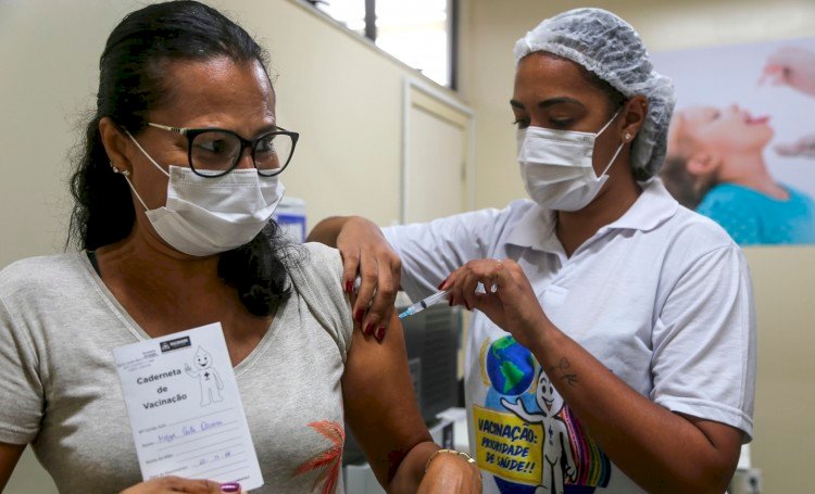 Confira a programação da vacinação contra covid-19 em Salvador nesta segunda-feira (17)