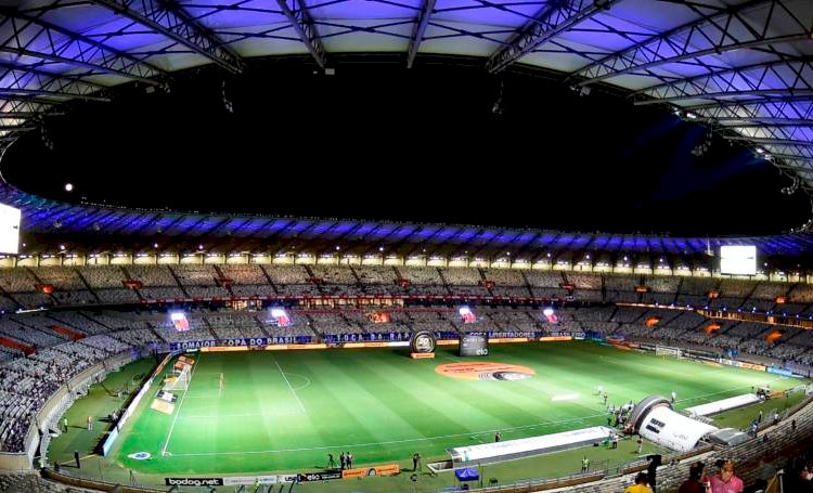Projeto fixa regras para proteção de vítimas de assédio sexual em estádios de futebol