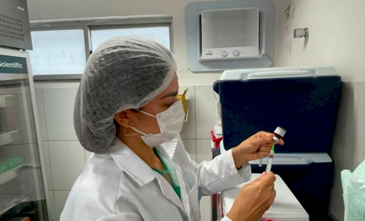 Campanha de vacinação contra covid-19 estará suspensa em Salvador no final de semana
