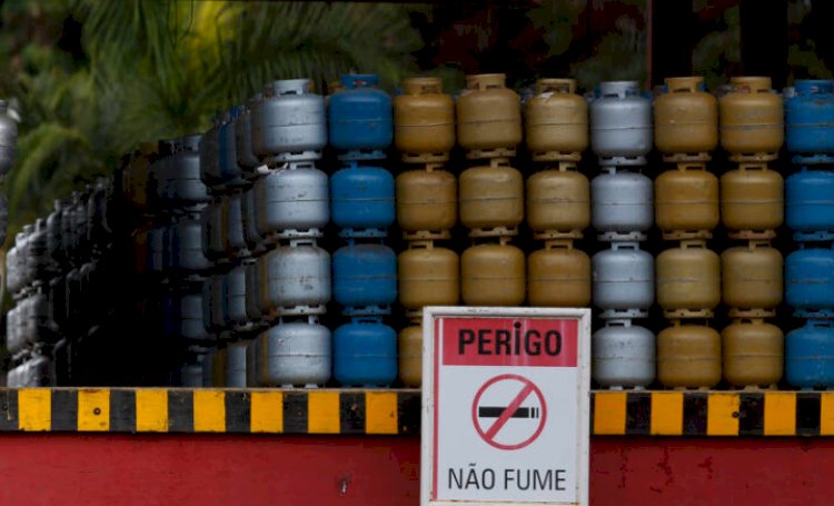 Petrobras reduz preço do gás de cozinha em 9,8%